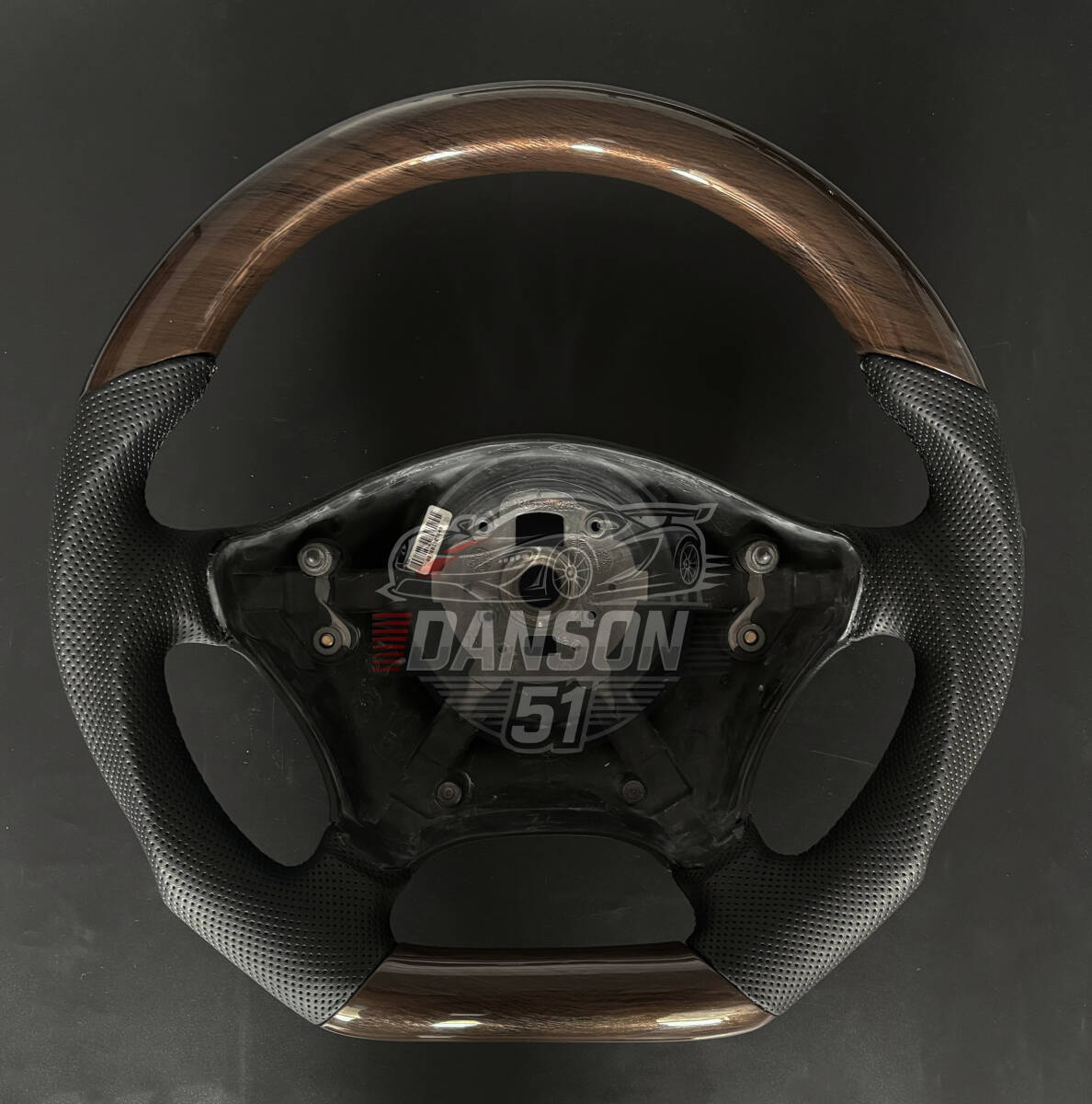 送料無料 木目調・パンチングレザー製 ベンツ Vクラス W639  ステアリング1本拍卖