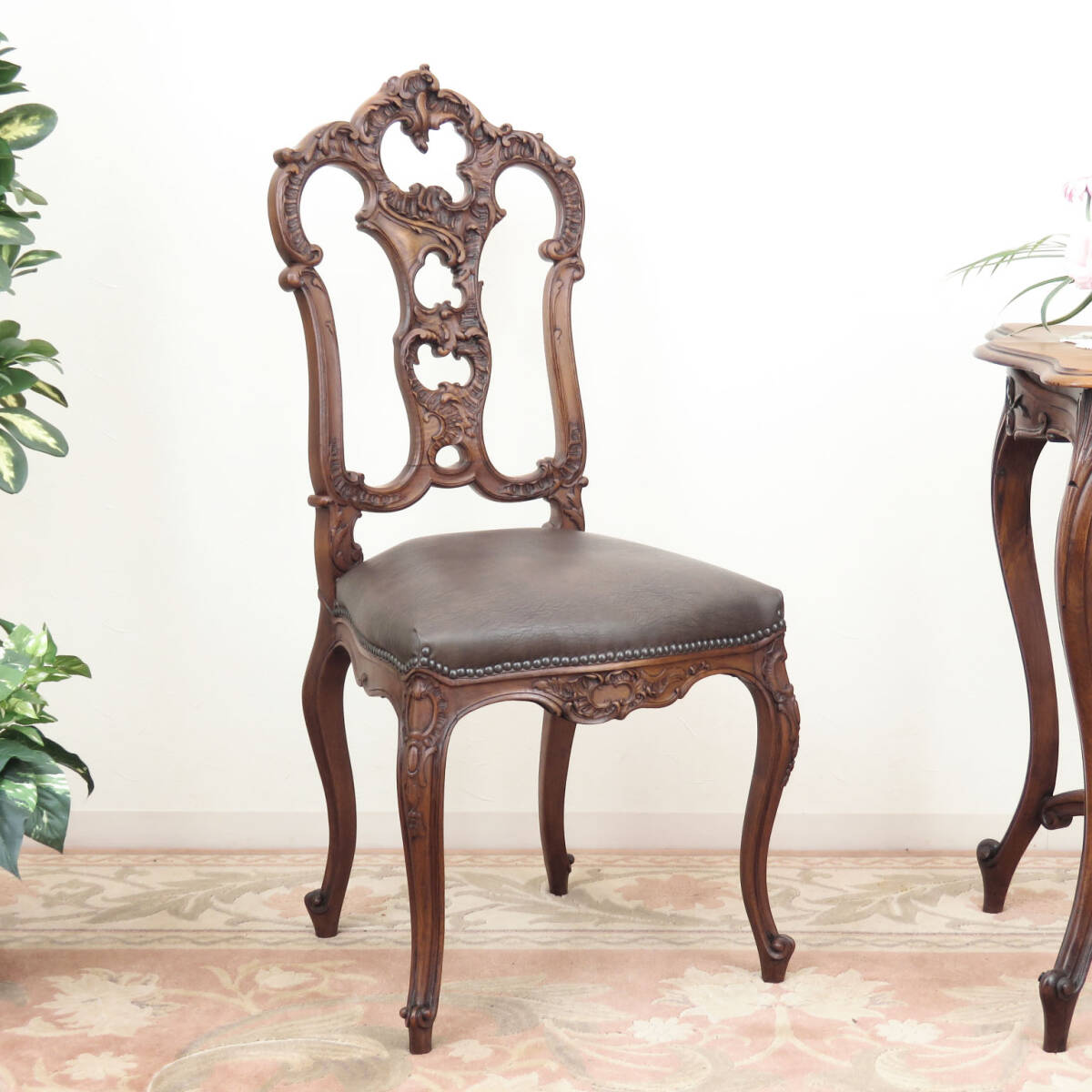 ネコ (猫) 脚のハイクオリティなダイニングチェア/ホールチェア/ベルギーのアンティークの椅子/店舗什器/ディスプレイ/インテリア/A-4494-1拍卖