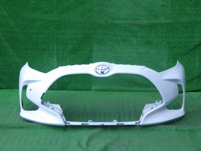 KSP210 MXPA10 MXPH15 ヤリス 純正フロントバンパー 白 52119-K0010拍卖