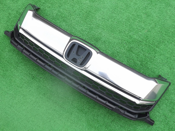 ☆微傷,送料安,メッキ,後期★フリードスパイクGB3/GB4フロントラジエーターグリル★フリード,スパイク,純正★Re:P拍卖