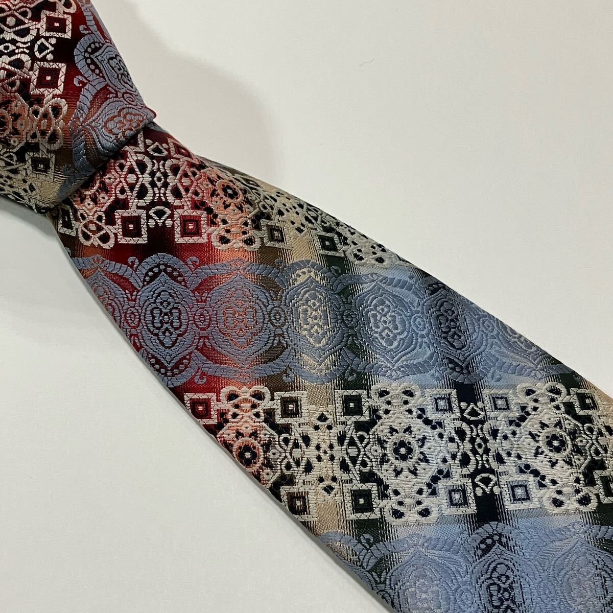 ストライプ ジャガード デザイン ポリ ネクタイ 古着 391-10拍卖