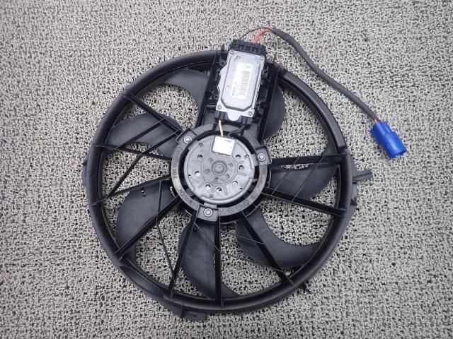 ベンツ Bクラス CBA-245232 電動ファン 761拍卖