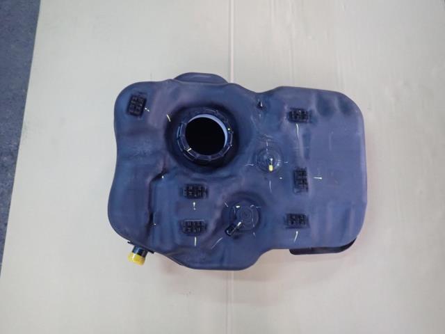 N-BOX DBA-JF2 フューエルタンク YR586P 17044-TY1-000拍卖