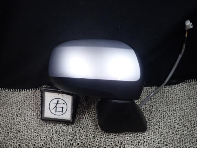 ムーヴ DBA-LA100S 右ドアミラー S28 87910-B2B80拍卖
