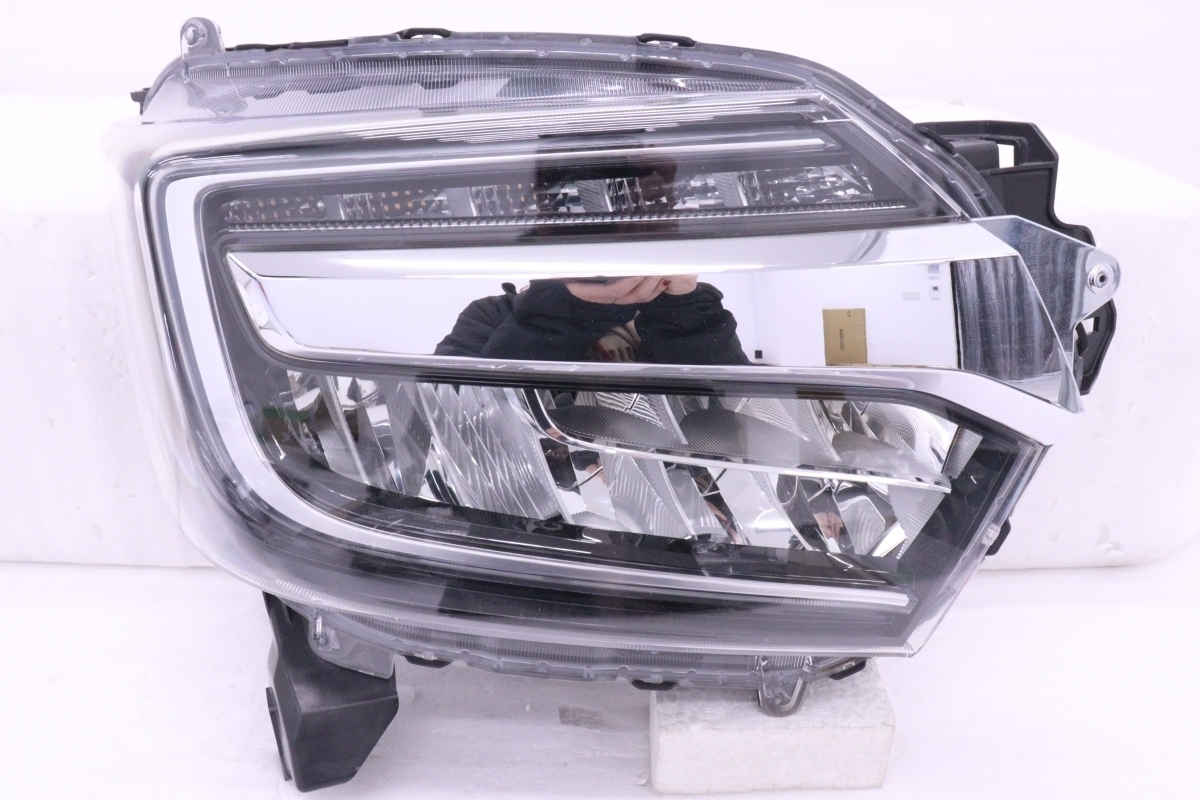 52-304★前期 LED JF3 JF4 N-BOXカスタム★右ヘッドライト STANLEY W3106 打刻:J ブラック 純正★ホンダ (DM)拍卖