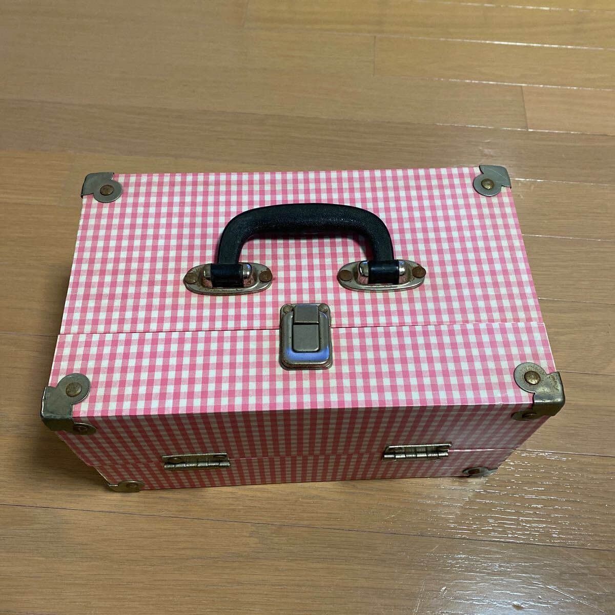 メイクボックス 化粧品入れ 収納ボックス ピンク拍卖