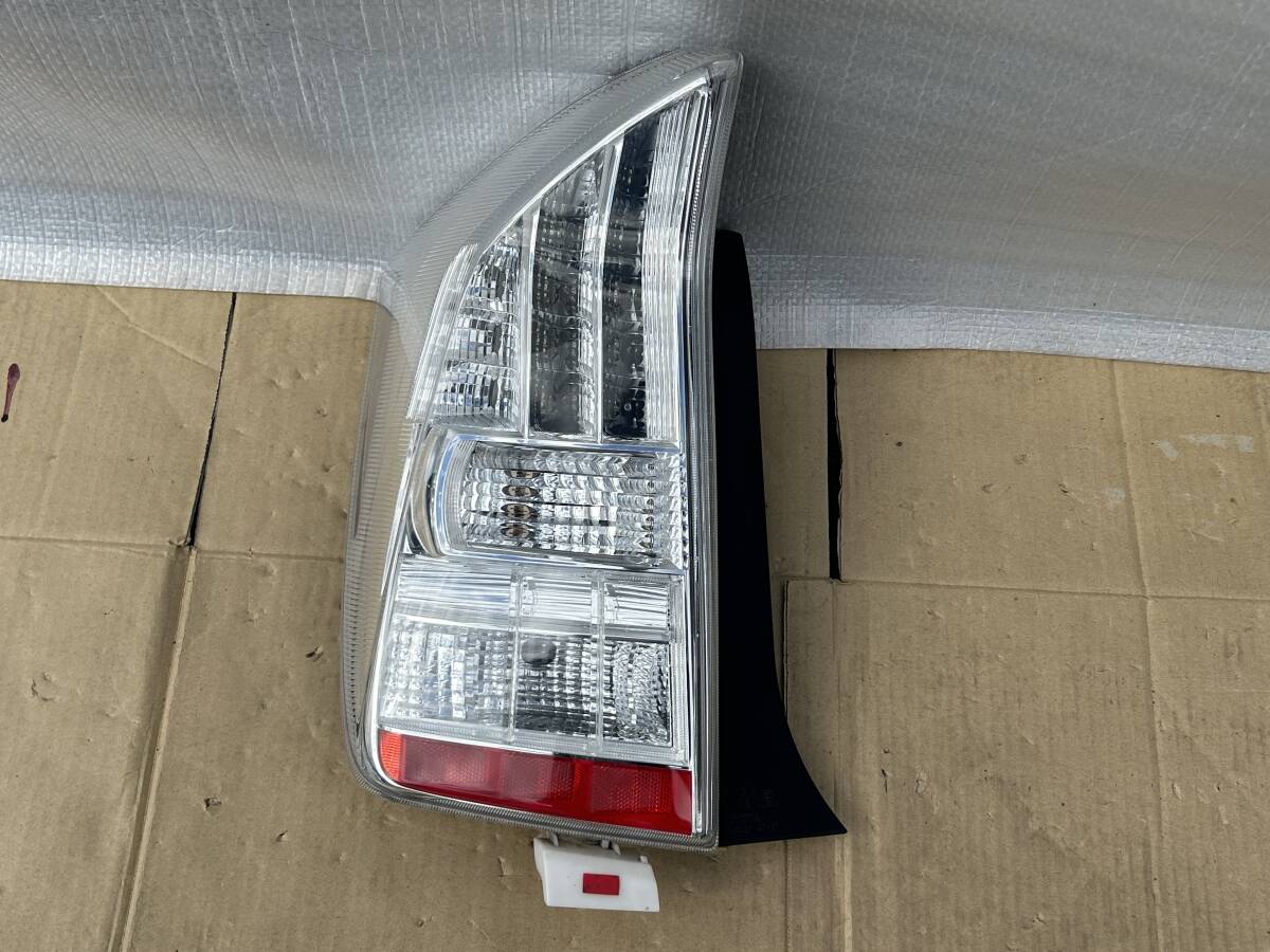 プリウス ZVW30 テールランプ STANLEY 47-37拍卖
