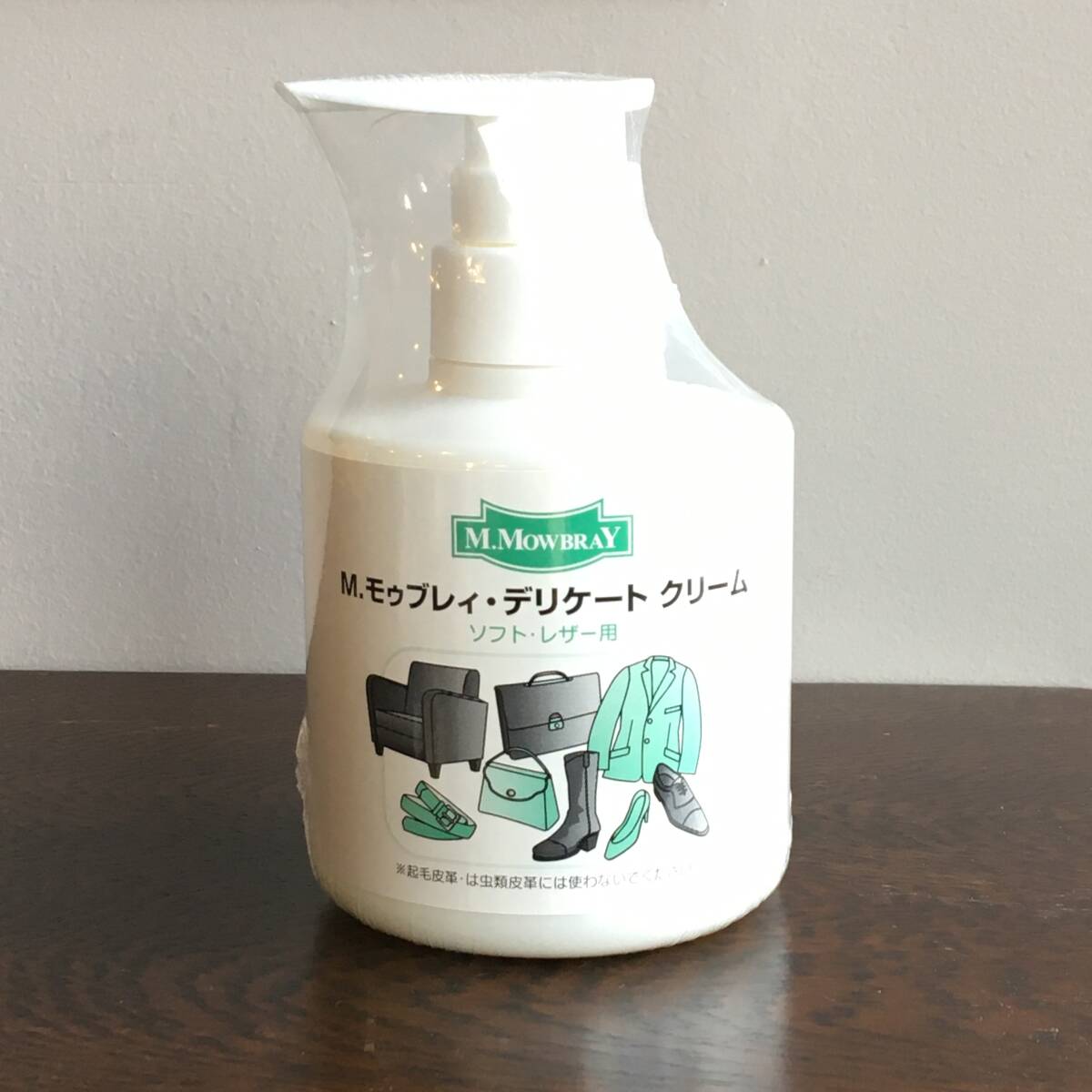 200ml デリケートクリーム ポンプ式 M.MOWBRAY ニュートラル 無色 保湿クリーム 革靴 小物 大容量 イタリア製 (新品)(未開封)(正規品)拍卖