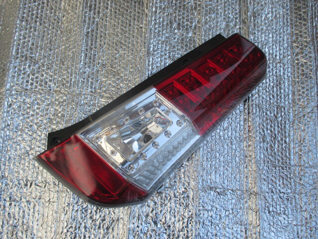 MH23S ワゴンR 社外テールランプ 右拍卖