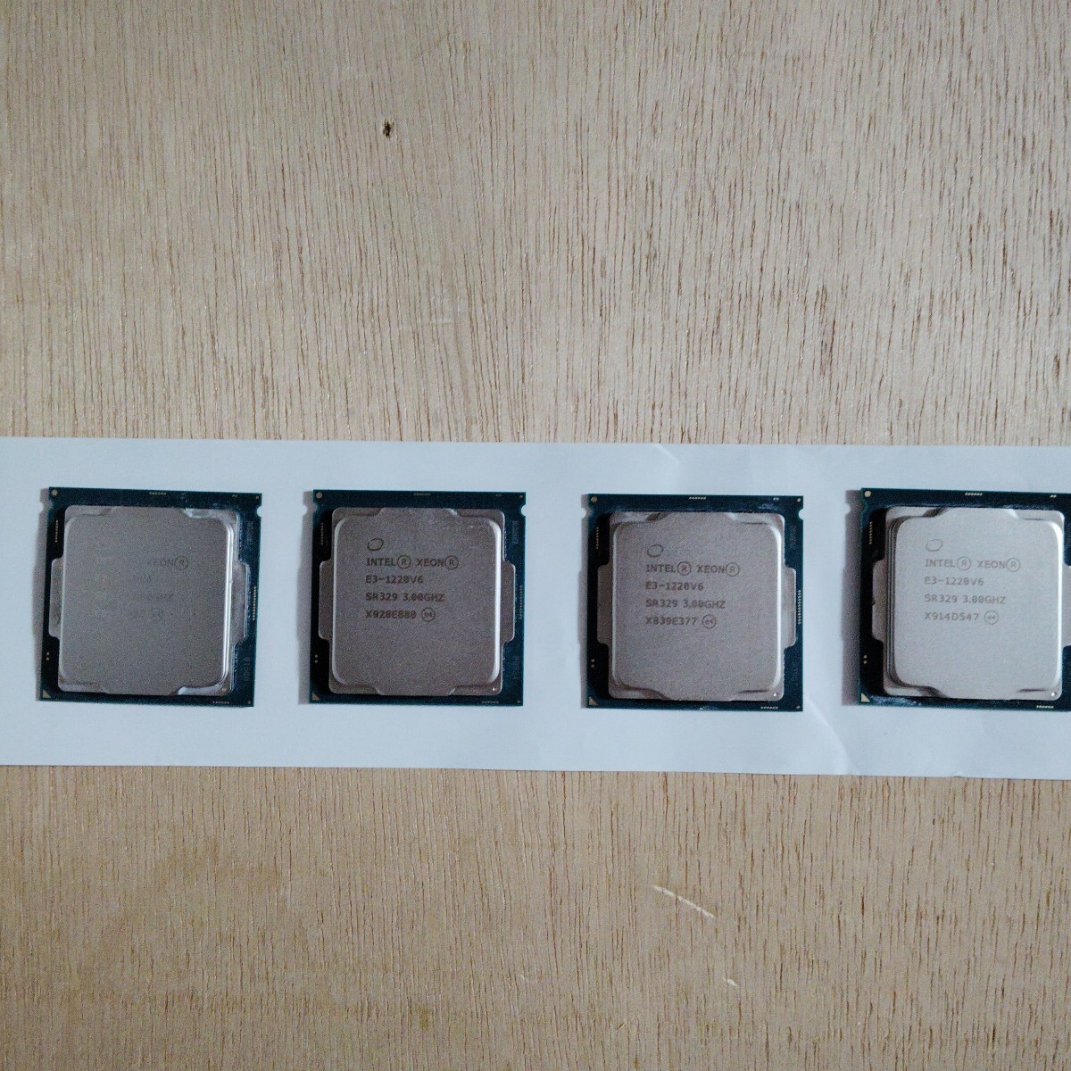 ◇即決中古送料無料 インテル Xeon プロセッサー E3-1220 v68M キャッシュ、3 GHz 4個セット拍卖