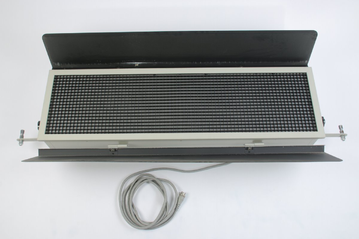 ※ コメット COMET 6ピン 900Ws ストロボヘッド SF-IIヘッド スカイライト トップライト スタジオ照明 350mmx1200mm 横吊り式 A0709拍卖