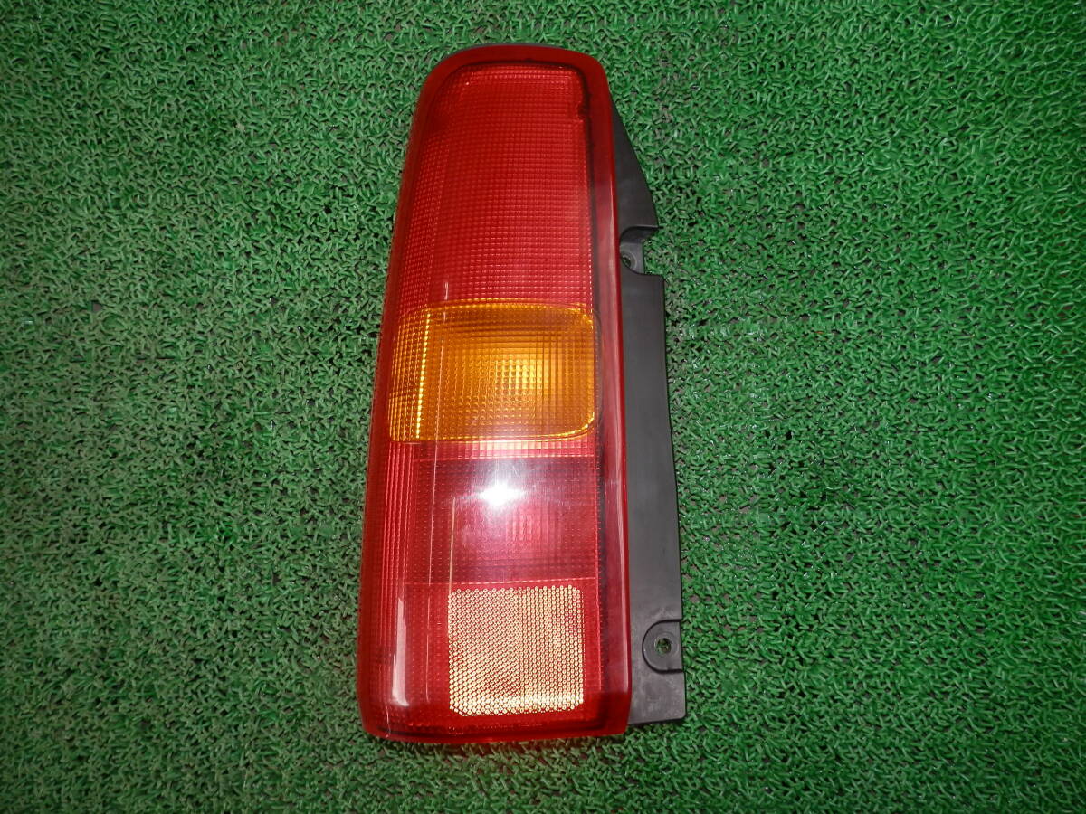 ◆3502-202 H20 スズキ ジムニー JB23W 左テールライト拍卖