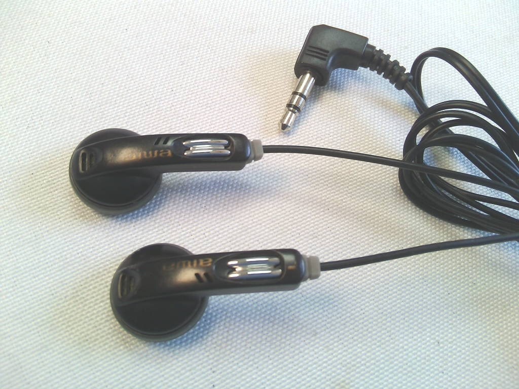レア!aiwa イヤホン 3.5mmステレオミニプラグ ★動作品拍卖