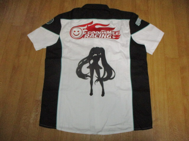 グッドスマイルレーシング 初音ミク・スーパーGT 全刺繍ロゴ ピットシャツ・襟付きシャツ サイズM 極美中古 ヨコハマタイヤ拍卖