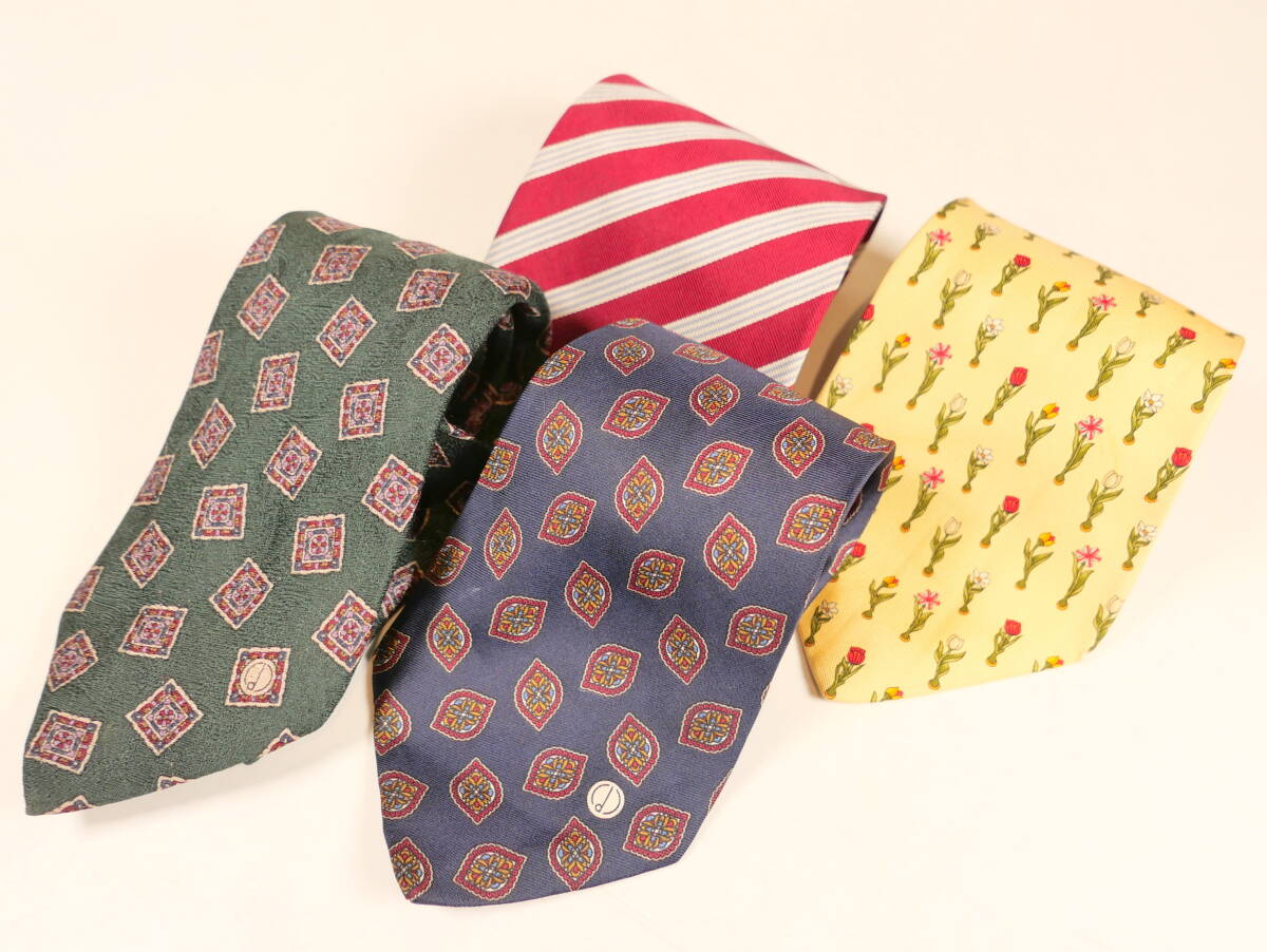 中古品★アルマーニ ダンヒル フェラガモ メンズ ネクタイ 4本セット拍卖