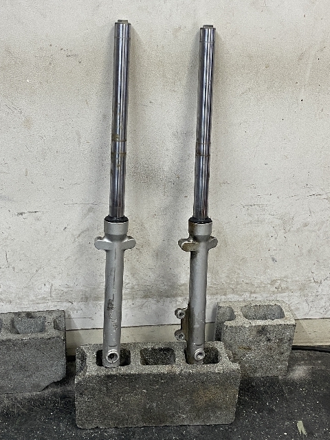 SUZUKI NH41A vanvan200 フロントフォーク バンバン200 中古品拍卖