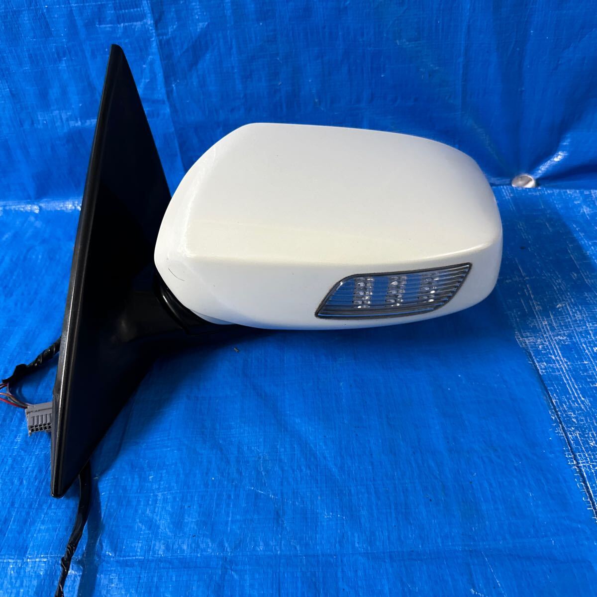 ニッサン ティアナ《J31》純正 ドアミラー 左 (助手席側) サイドミラー カラー QX1 コネクター5ピン2ピン 電格 96302-9W50A/9W51A 動作OK◆拍卖