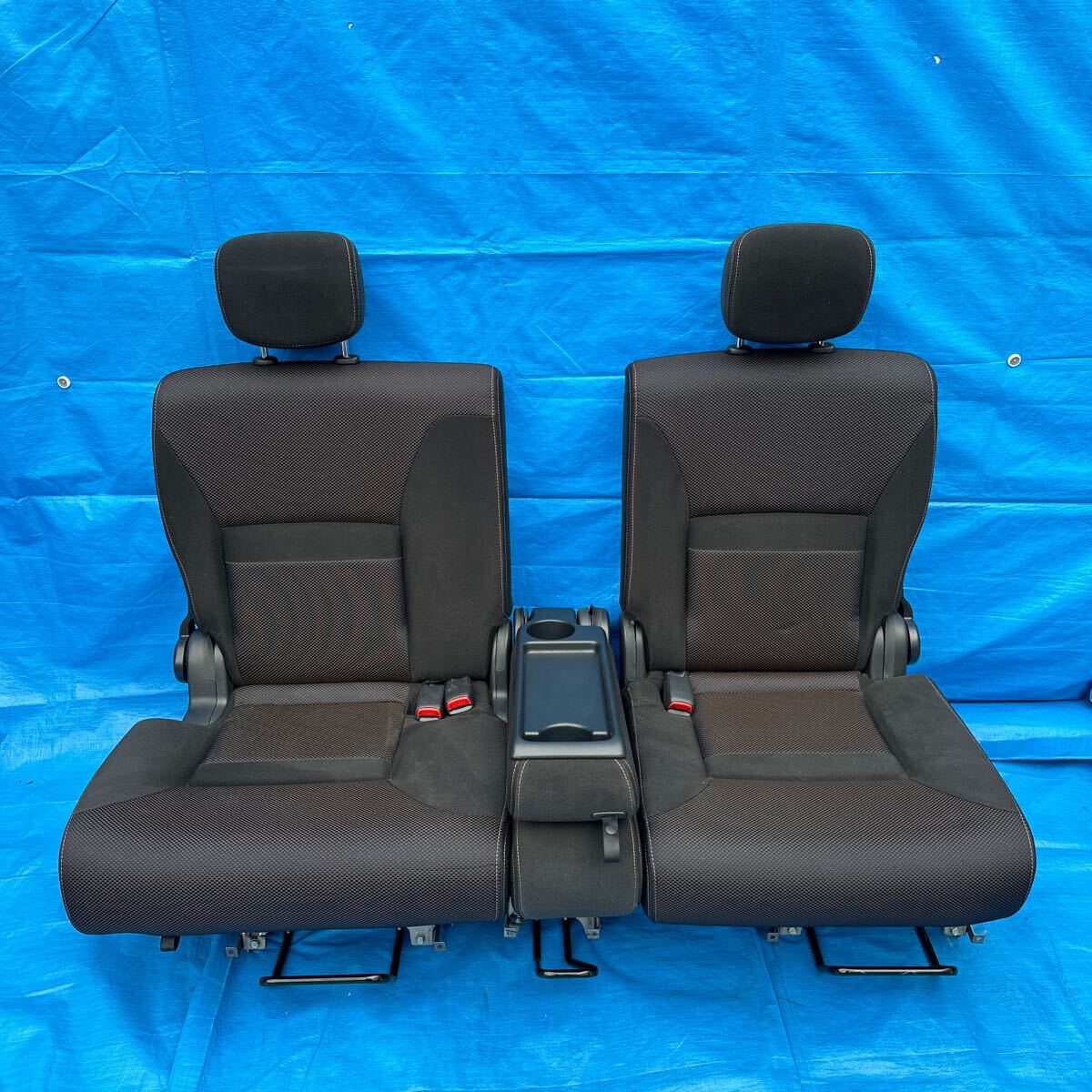 ◆ニッサン セレナ《C25 CC25 NC25 CNC25》純正 シート シートレール付き 後座 センターシート セカンドシート 左右セット 2列目 ◆拍卖