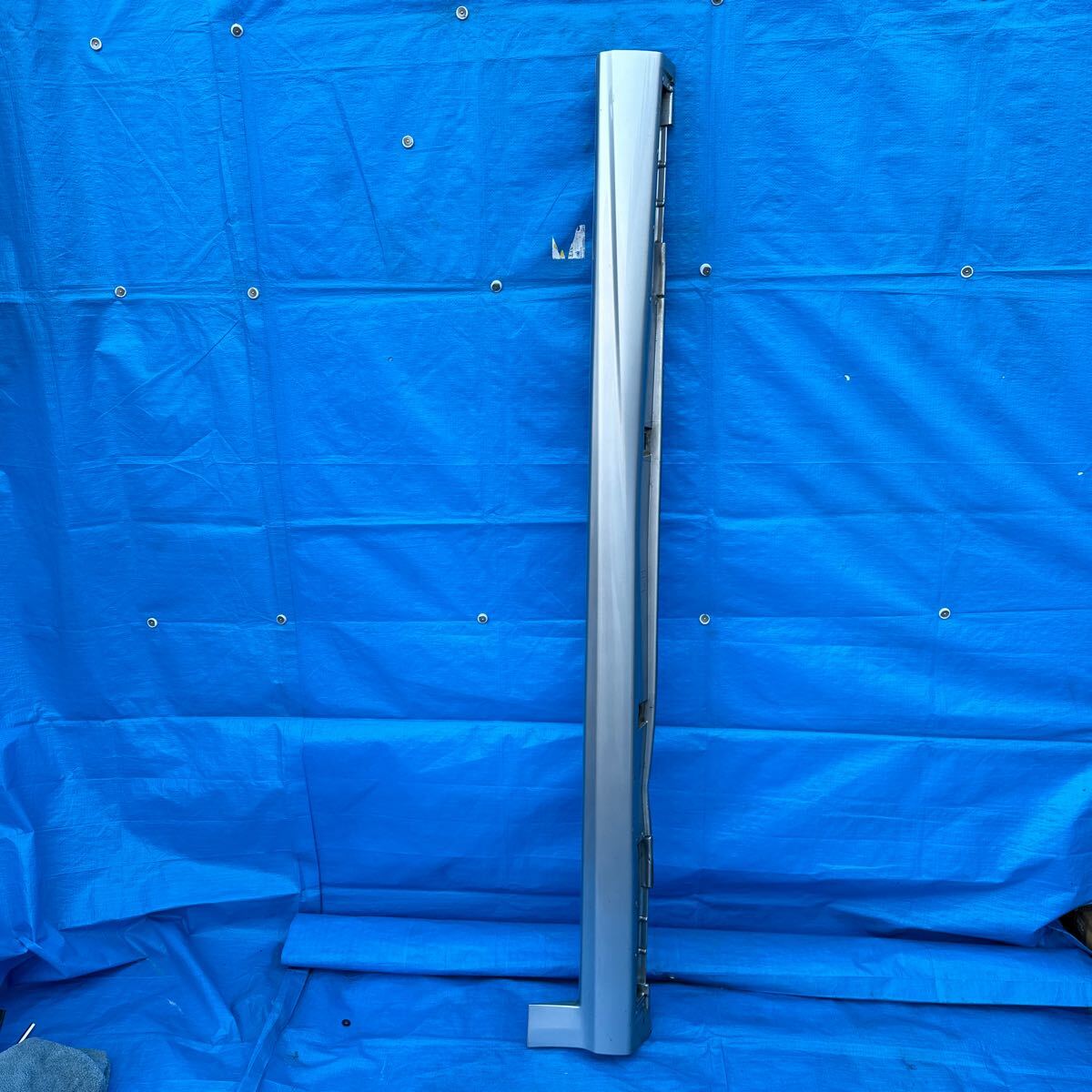 ◆スバル インプレッサ《GG2 GG3 GGA GG9 GGB GGD GGC》純正 サイドスカート 左 サイドステップ サイドスポイラー 01G 96051FE100PG◆拍卖