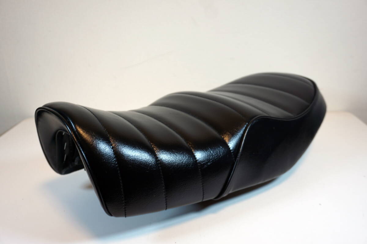 エイプ50 AC16 AC18 タックロール シート 純正シートベース あんこ抜き 完成品拍卖