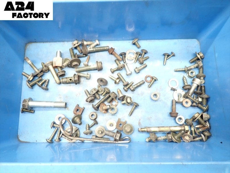 H1R7-0131 スズキ ZZ / ジーツー ステー ボルト ナット ネジ 【CA1PB-133~】拍卖