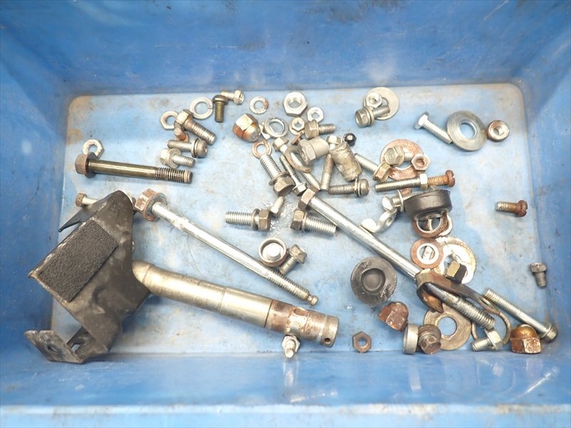 H1R7-0212 ホンダ ベンリィ90S / CD90S ステー ボルト シャフト ネジ 【HA03-170~ 動画有】拍卖