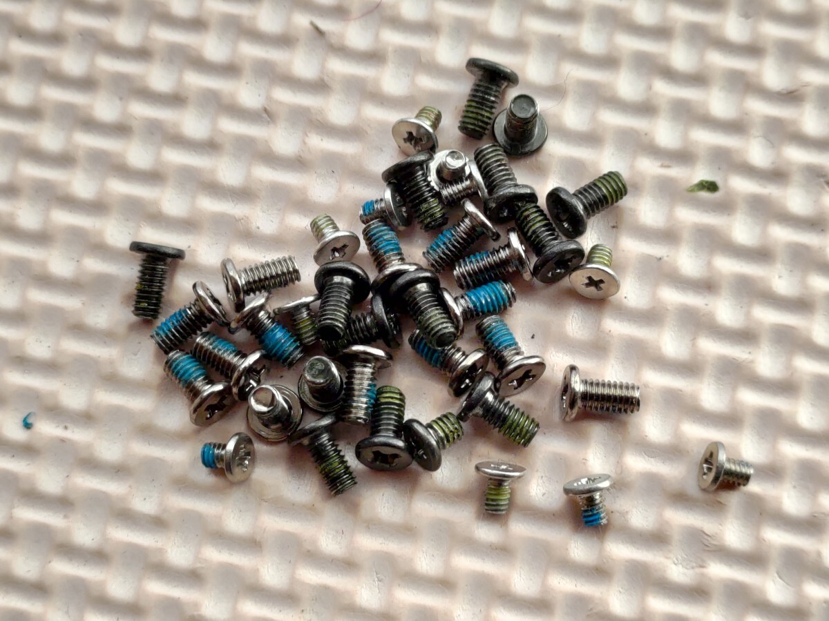 ★★NEC VersaPro VK25TL-H PC-VK25TLND35ZH用 ネジ 中古!拍卖