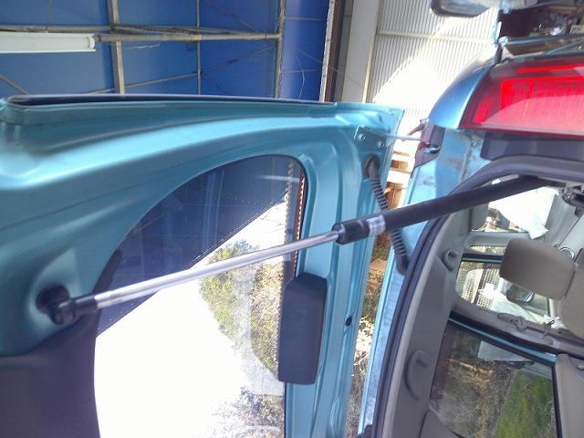 パレット DBA-MK21S バックドアダンパー/リアゲートショック 左右セット拍卖