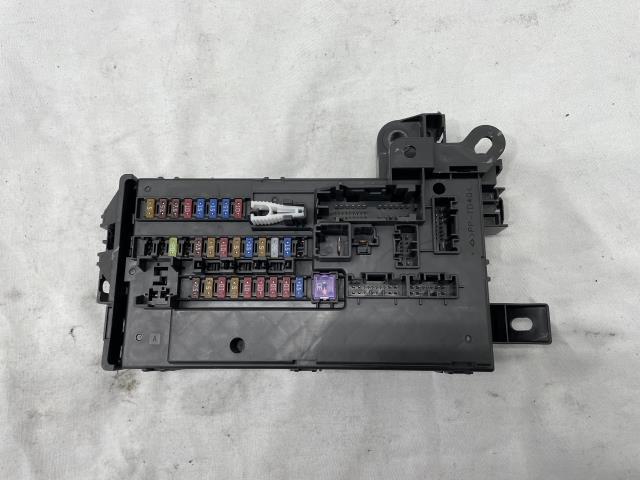 LA150S ダイハツ ムーブ L 平成30年 純正 ジャンクションブロック ヒューズボックス 82600-B2530拍卖