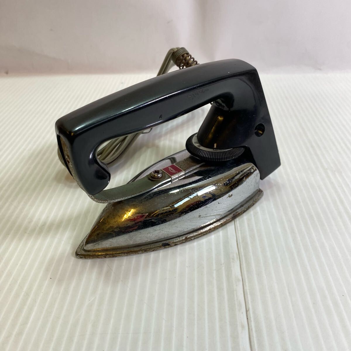 TOSHIBA 東芝 ミゼットアイロン HIA-10A ミニサイズ レトロ 家電 動作品 現状品 置物 インテリア 飾拍卖