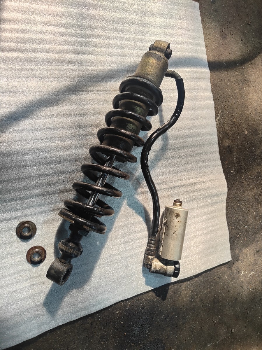 DT230 4TP ランツァ 純正リアサスペンション 実動 取り外し 中古美品拍卖