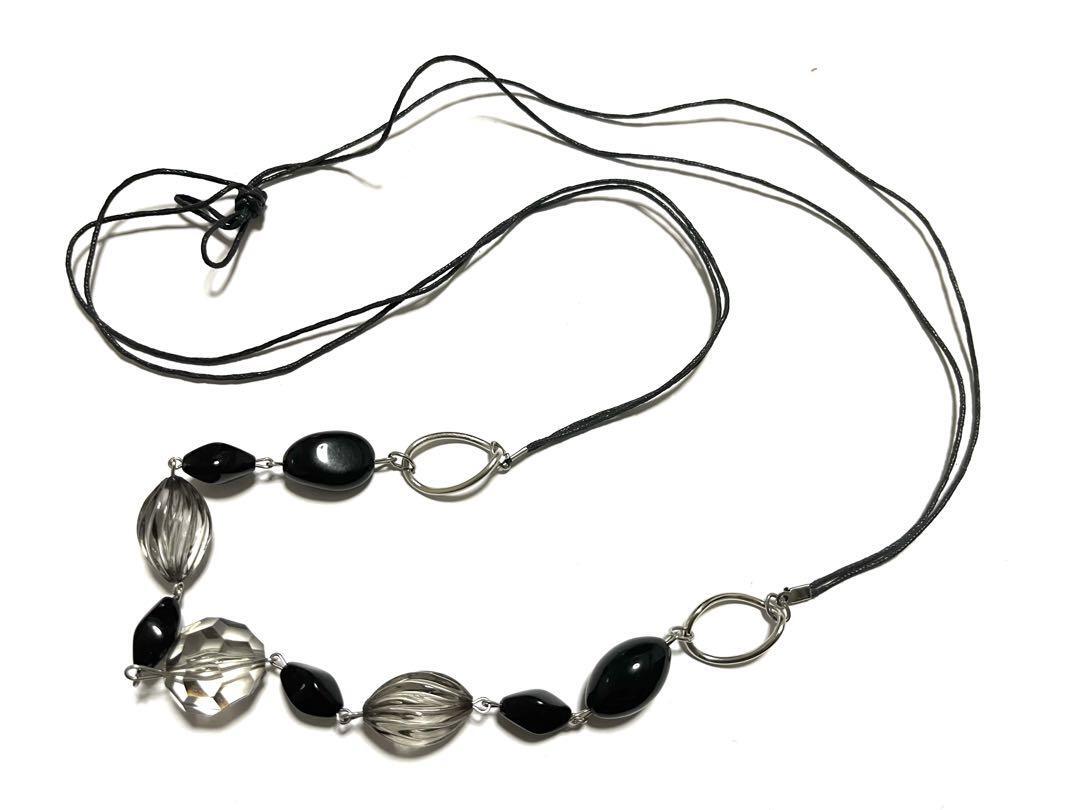 黒と透明のビーズネックレス拍卖
