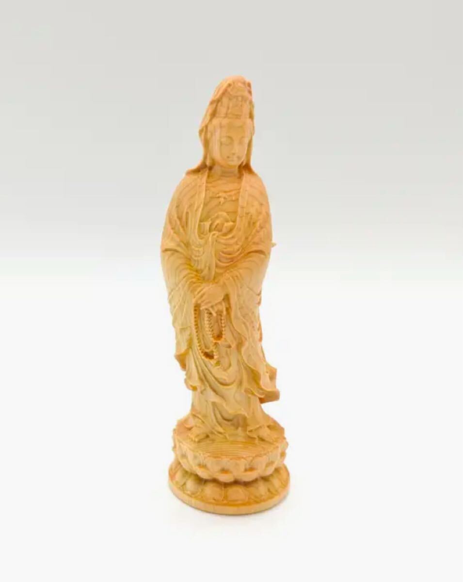 観音菩薩立像 木製菩薩像蓮花台座 彫刻像装飾 瞑想や祈り ツゲ 木彫仏像 仏教美術拍卖