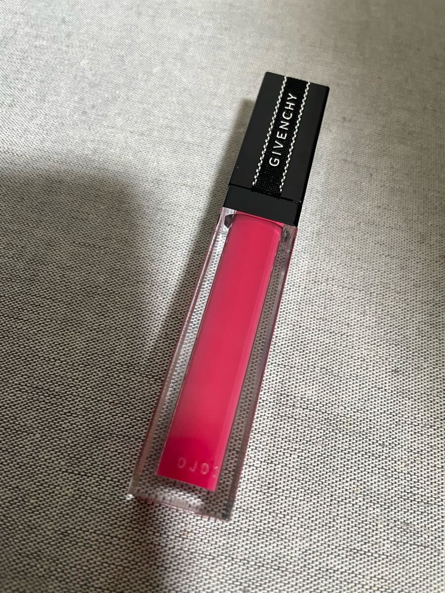 新品即決 ジバンシイ グロス アンテルディ リップ グロス 口紅 24拍卖