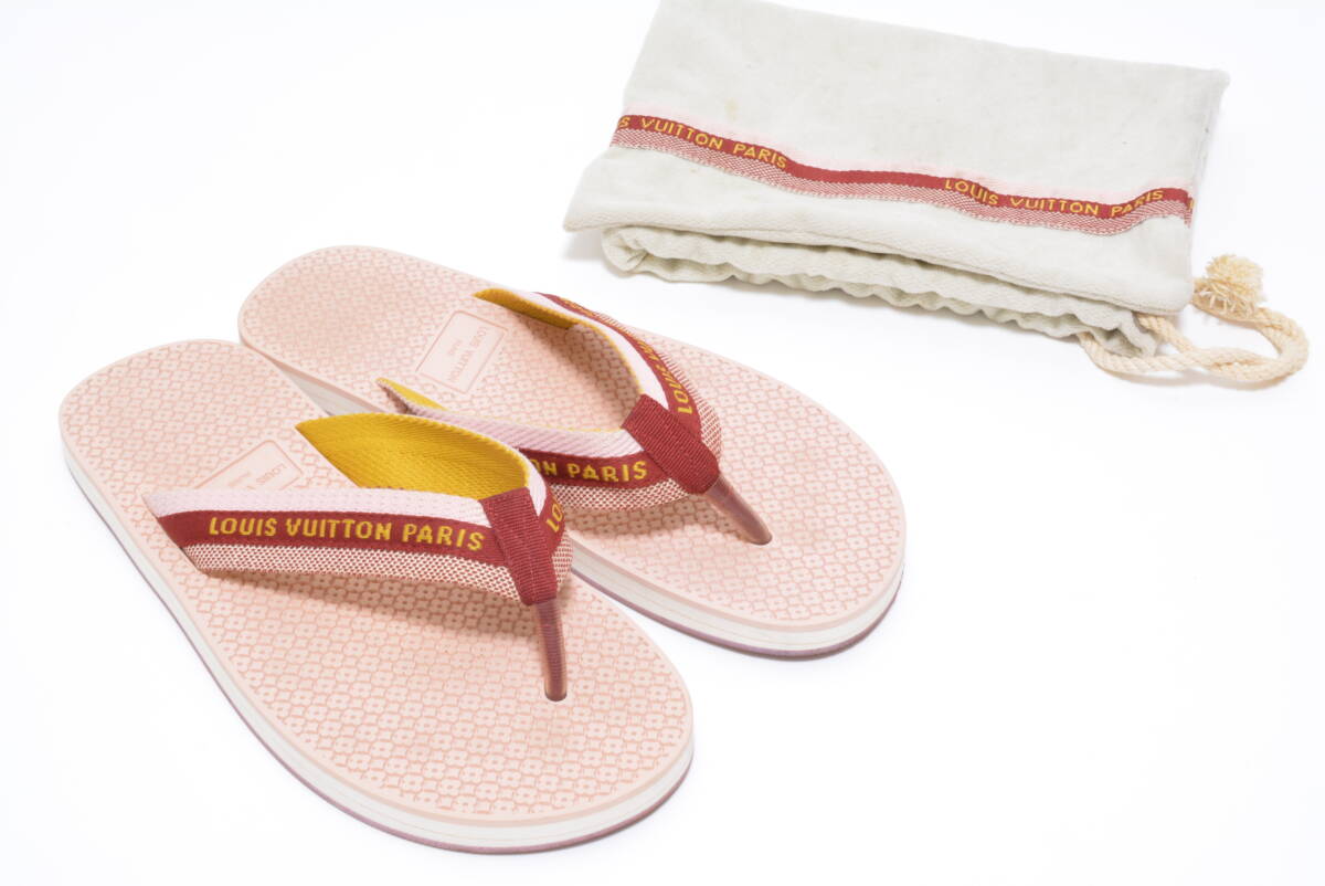 美品 ルイヴィトン ビーチサンダル モノグラムフラワー 爽やかなマリンアイテム トング ピンク THONG BATHA 36拍卖