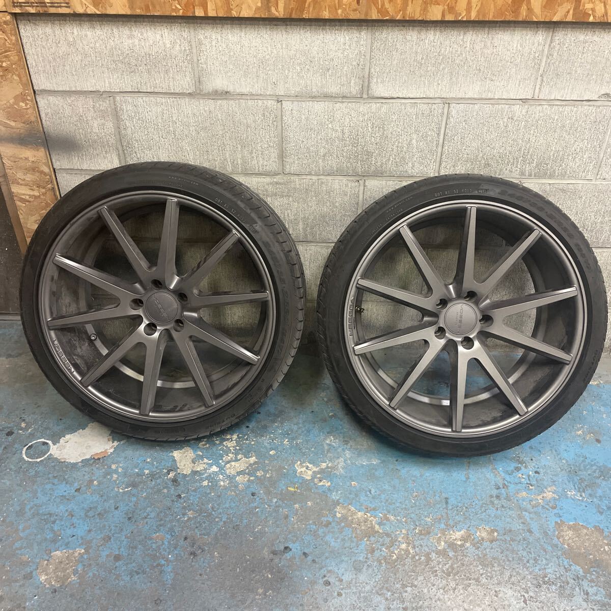 VOSSEN VFS-1 114.3 2本セット 5H 9J +32 245/35R20 20インチ FLAT ヴォッセン 正規品 マットグラファイト拍卖