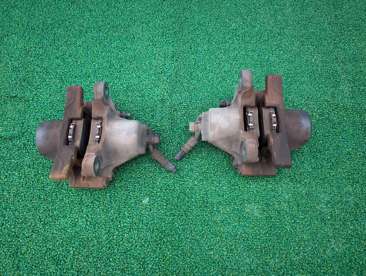 アルテッツァ SXE10 リア ブレーキキャリパー拍卖