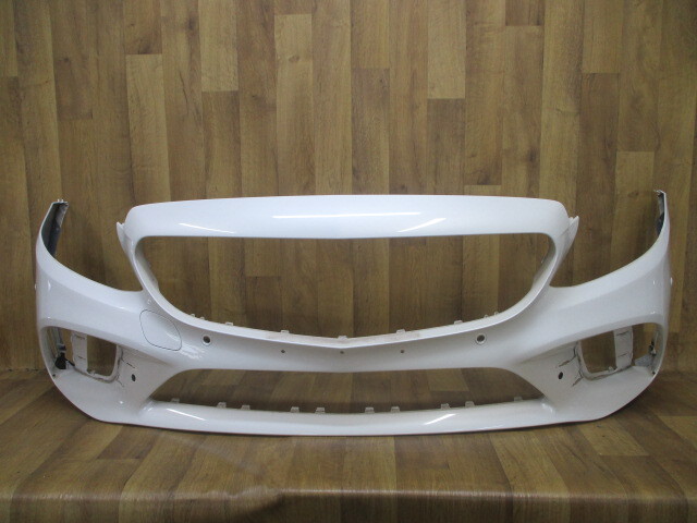 E7/ W205 Cクラス メルセデスベンツAMG純正フロントバンパーA205 885 60 02/A2058856002拍卖