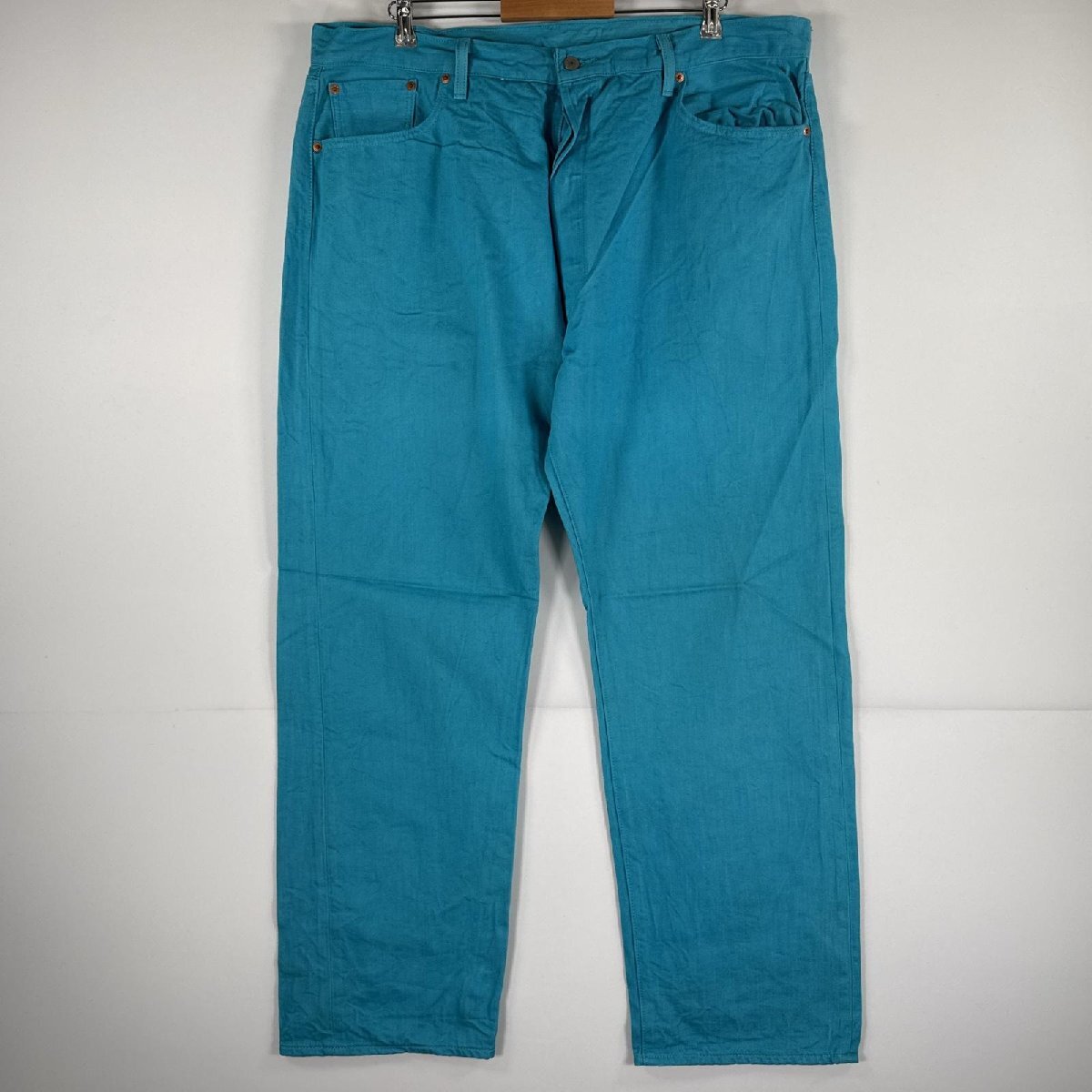 古着 リーバイス Levi's デニムパンツ 501 ジーパン ストレート 大きいサイズ ボタンフライ ビッグ カラーパンツ w44 L32 水色 メンズ拍卖