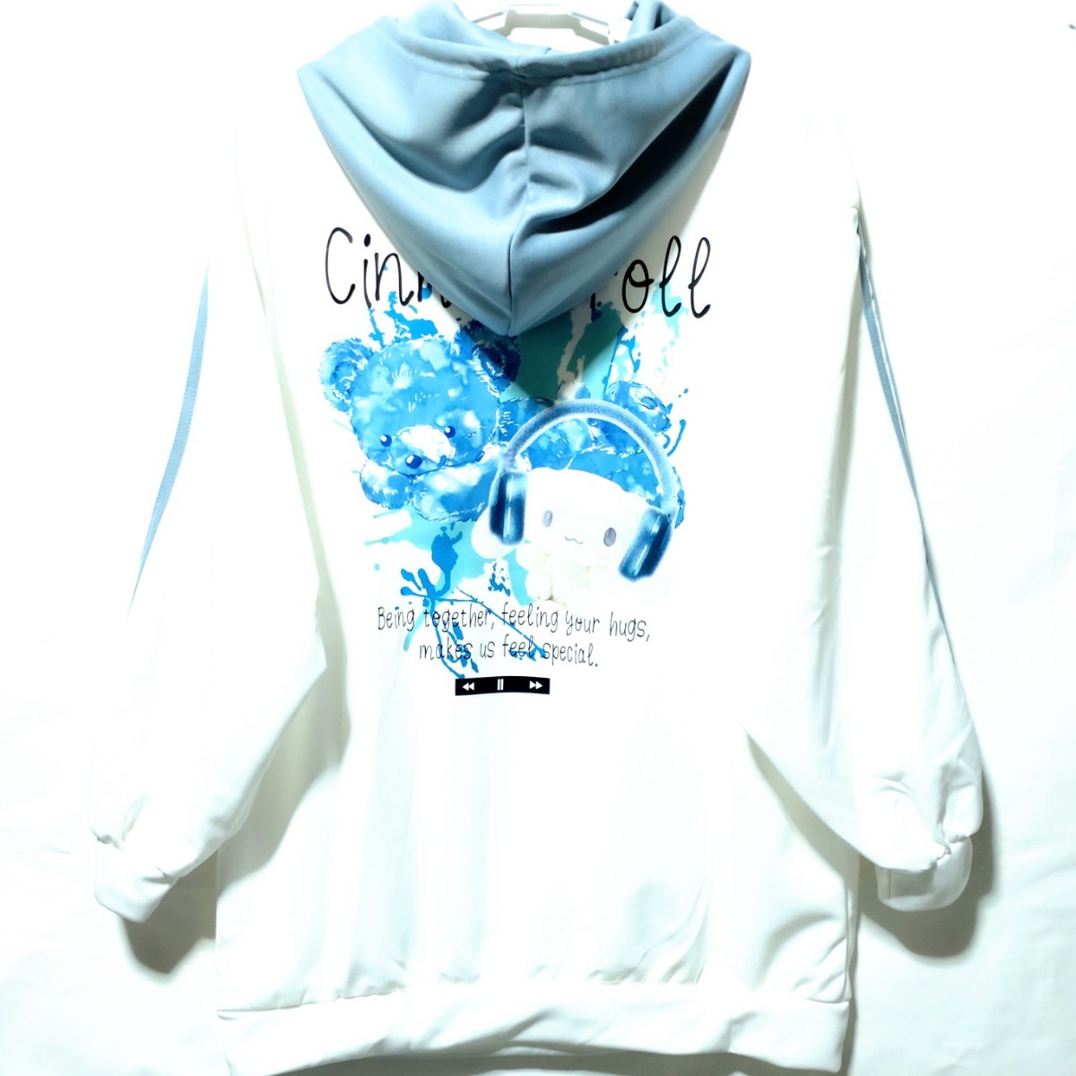 特価/未使用【サイズ=L】Sanrio Cinnamo/シナモロール/レディス/ポンチ生地/スウェット/パーカ/胸囲=86~94cm/off.white拍卖