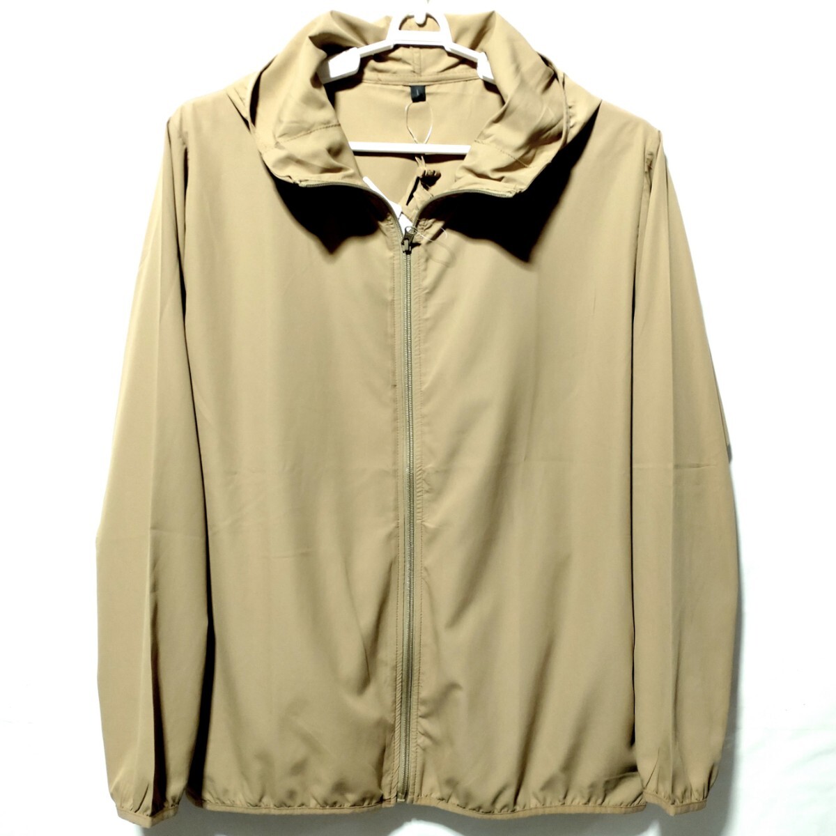 特価/未使用【サイズ=L】撥水/ポケッタブル/メンズ/フード付き/ウインドブレーカー/収納ポーチ付き/胸囲=96~104cm/beige③拍卖