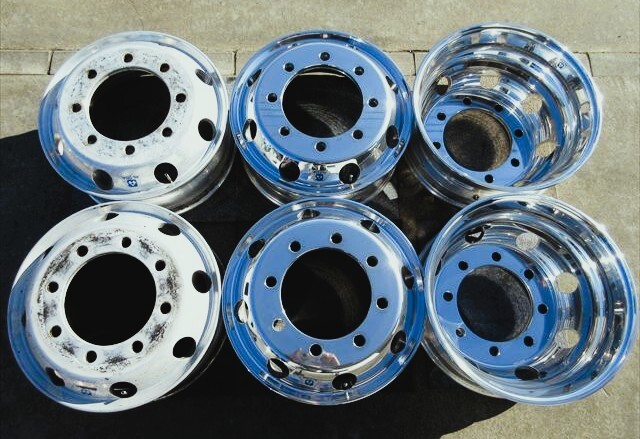 送料無料 新車外し 美品 アルコア アルミホイール ISO 平面座 19.5×6.75 147 8穴 6本セット 鏡面仕上げ済み(リア内中古)拍卖