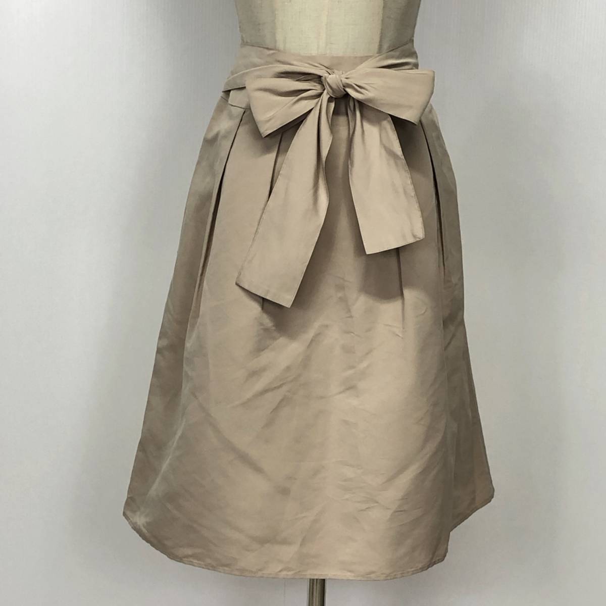 YX374 Quatre Epice レディース ボトムス フレアスカート 膝丈 リボン ベージュ 無地 カジュアル キュート 春秋 エレガントガーリーチック拍卖