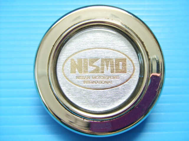 当時物 良品 ゴールド メッキ 日産 ニスモ 旧ロゴ ホーンボタン旧車NISSAN NISMO R32 R33 R34 S13 S14 S15 DATSUN Z31 Z32 S30スカイライン拍卖