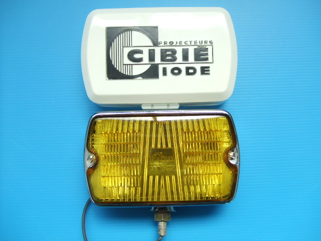 CIBIE浮き文字シビエ35角型フォグランプ カウル旧車ロケットカウルCBX CBR CB VT FX XJ バブ ゼファー バリオスGS400GT380族車 当時物 新品拍卖