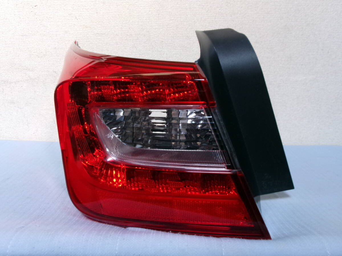 ② レガシィ テールランプ左 BN9 KOITO 220-60234拍卖
