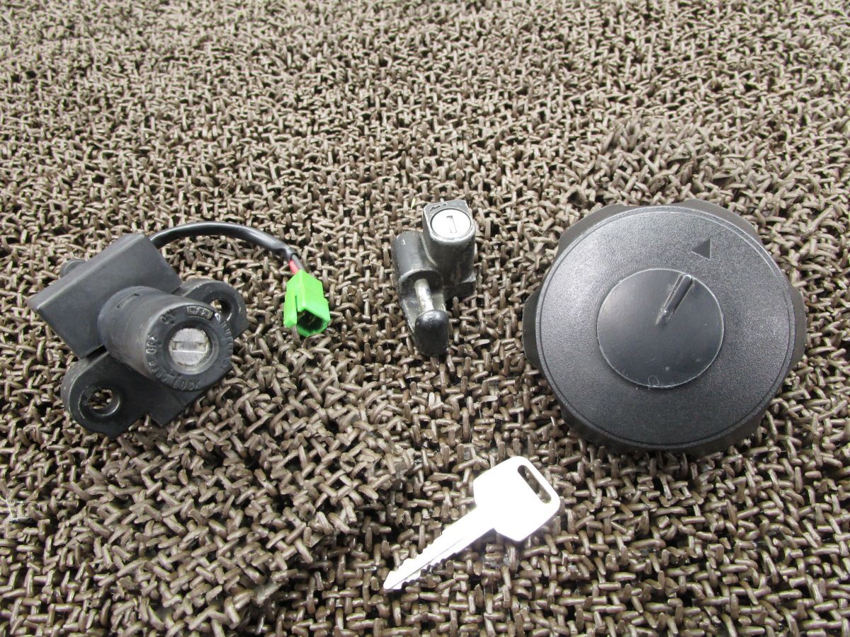 XLR125R メインキーセット ●X411 タンクキャップ!JD16 ホンダ 【 JD09E 】 キャブ車 動画有拍卖