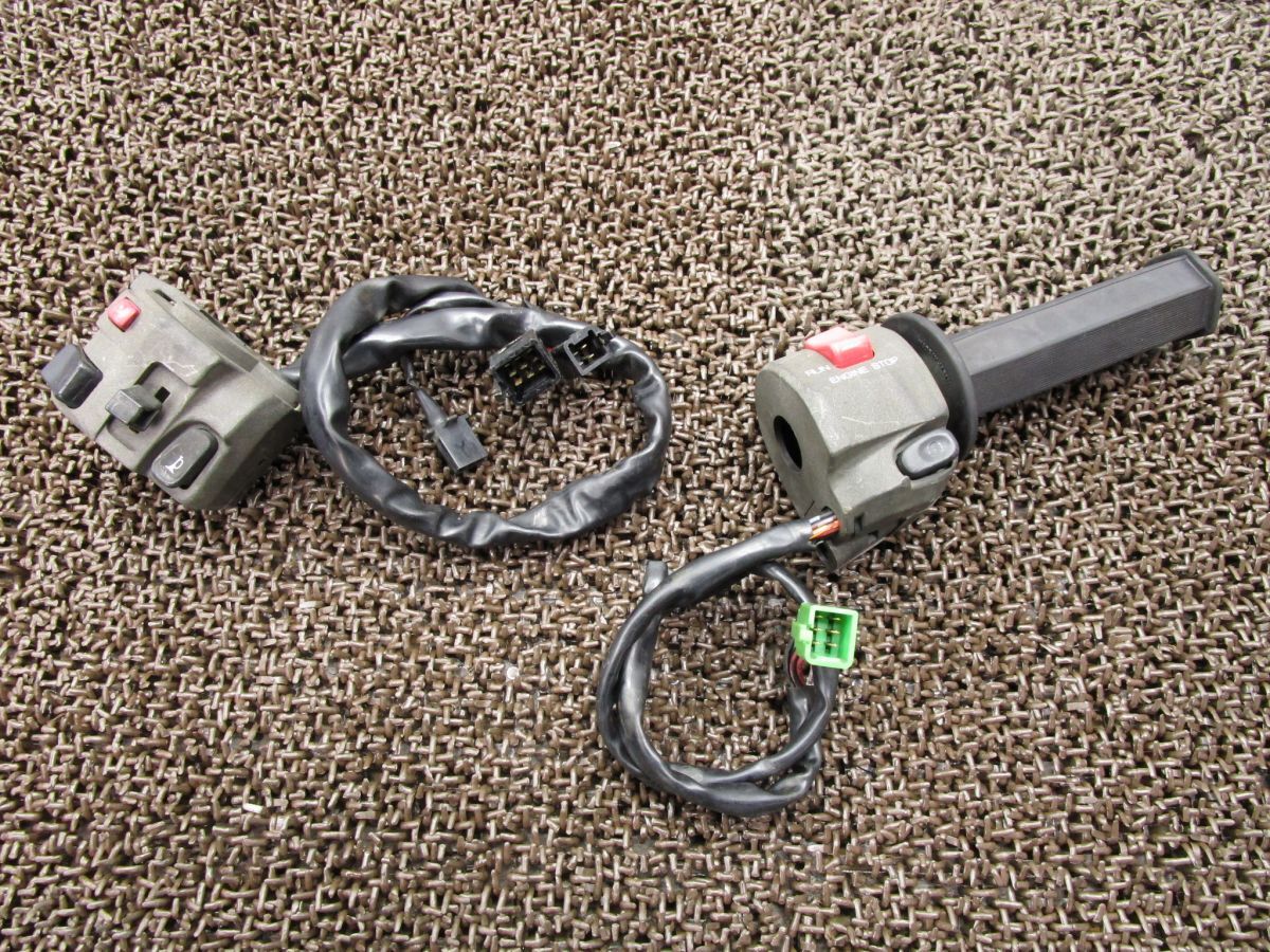 バリオス2 ハンドルスイッチ 左右 スロットル ●X432!ZR250B カワサキ 【 ZX250CE 】 BALIUS キャブ車拍卖