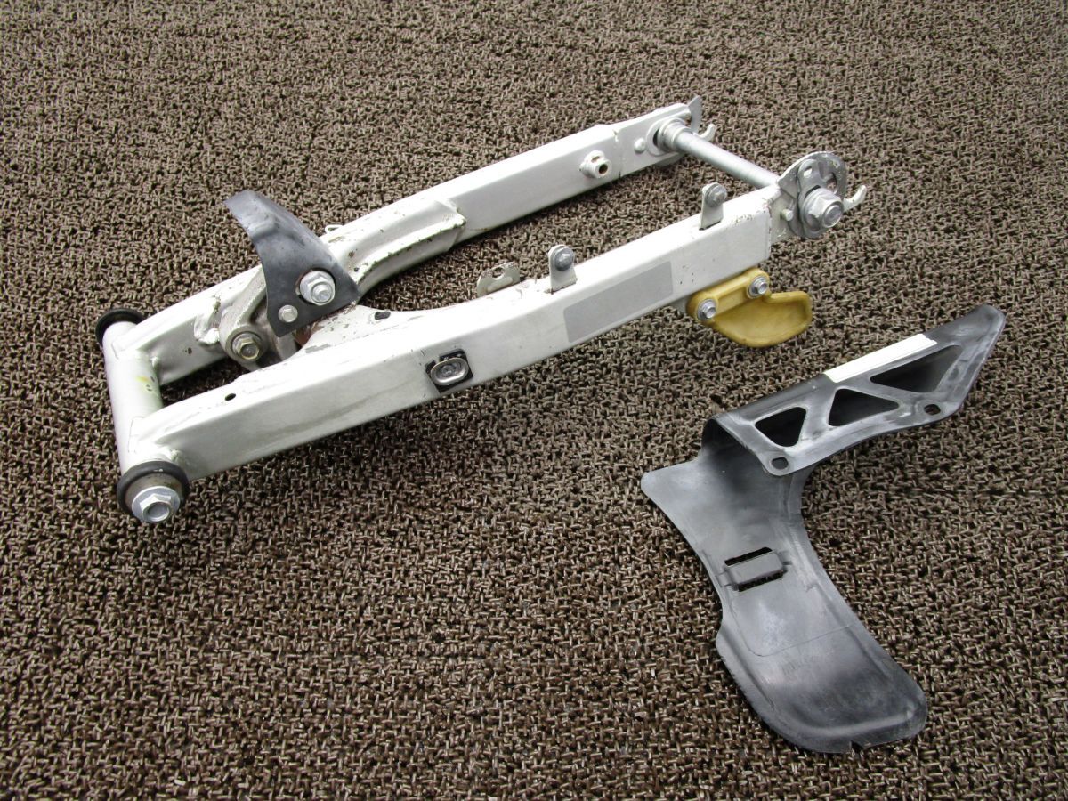 XLR125R スイングアーム リンク リアアクスルシャフト □X404!チェーン カバー スライダー JD16 ホンダ 【 JD09E 】 キャブ車 動画有拍卖