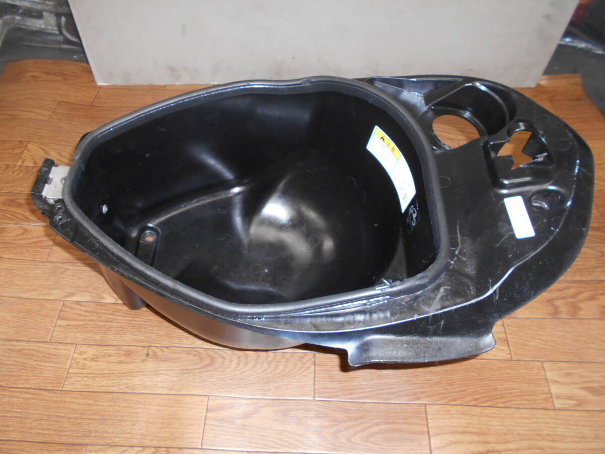 レッツ5 4スト CA47A 純正ラゲージボックス メットインボックス拍卖